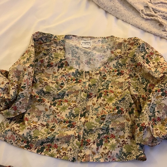 **SOLD** Meadows - Sage Top - Picture 5 of 8